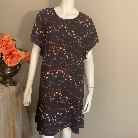 Cabi #3828 Muse Floral flutter sleeve dress XS - Picture 5 of 12
